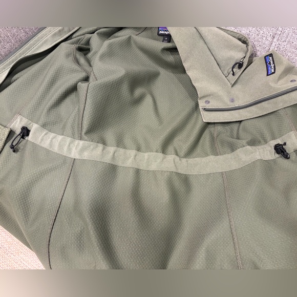 Patagonia Adze Women's Olive Green Hooded Jacket - Picture 4 of 6